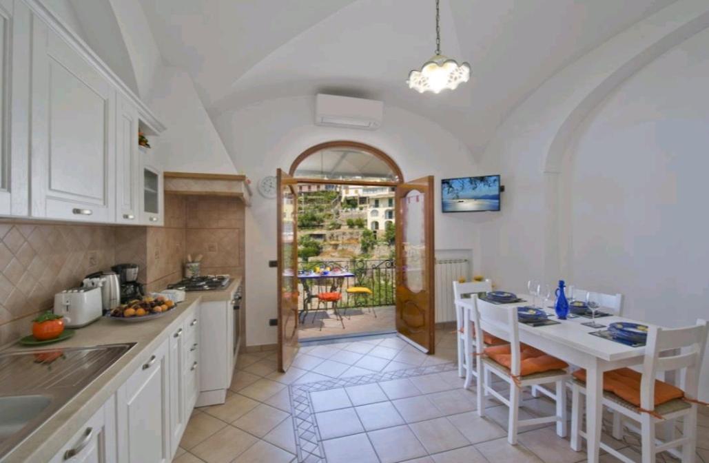 הוילה פוזיטנו Casa Scirocco מראה חיצוני תמונה